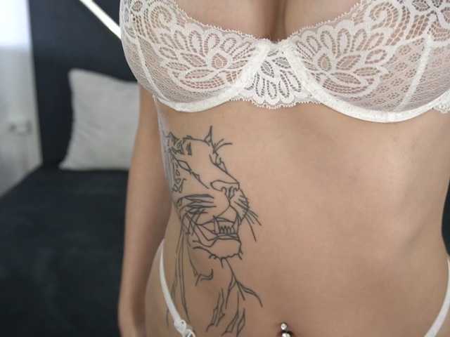 ArielGemme live cam on BongaCams