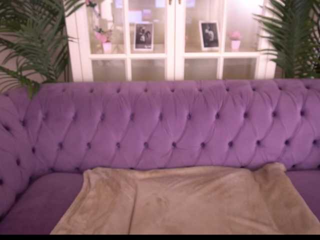 ArielGemme live cam on BongaCams