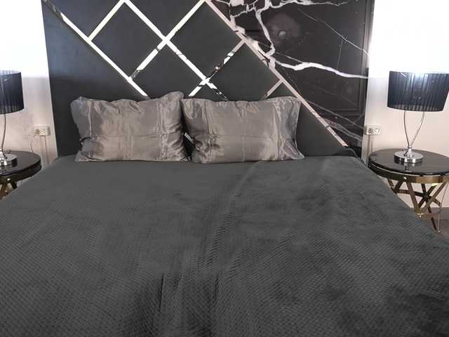 ArielGemme live cam on BongaCams