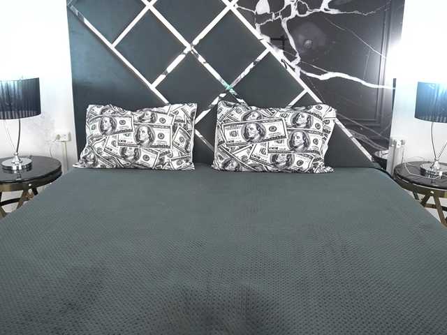 ArielGemme live cam on BongaCams