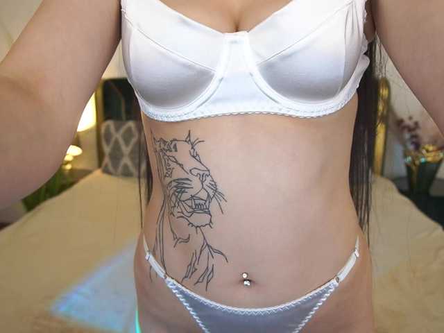 ArielGemme live cam on BongaCams