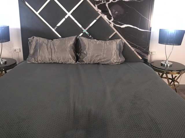 ArielGemme live cam on BongaCams