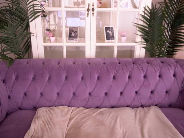 ArielGemme live cam on BongaCams