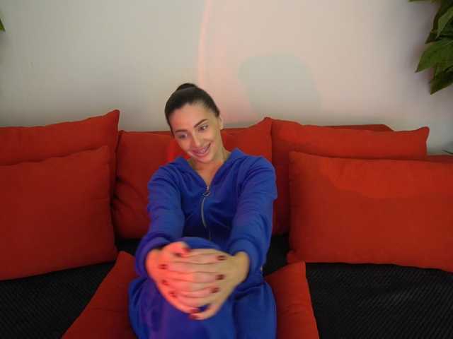 ArielGemme live cam preview
