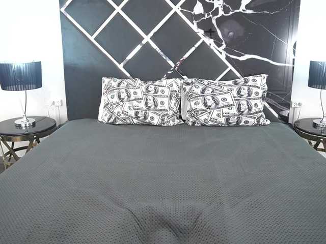 ArielGemme live cam on BongaCams