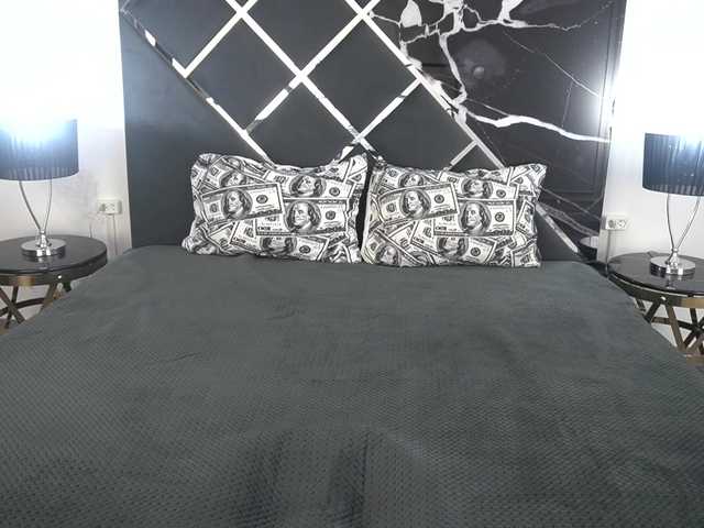 ArielGemme live cam on BongaCams