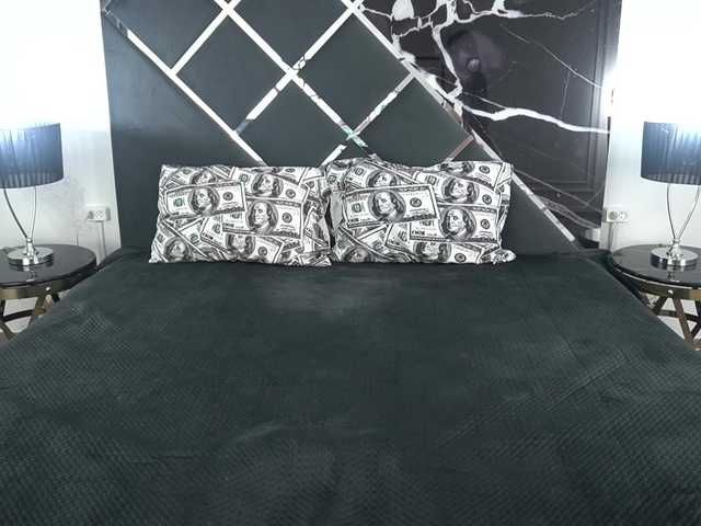 ArielGemme live cam on BongaCams