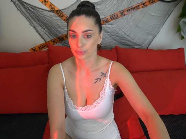ArielGemme live cam on BongaCams