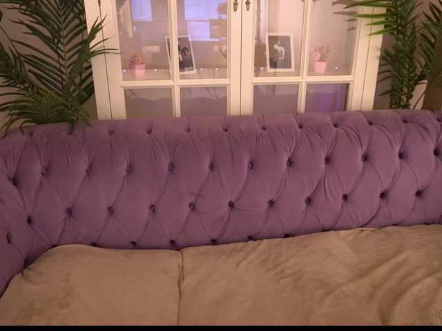 ArielGemme live cam on BongaCams