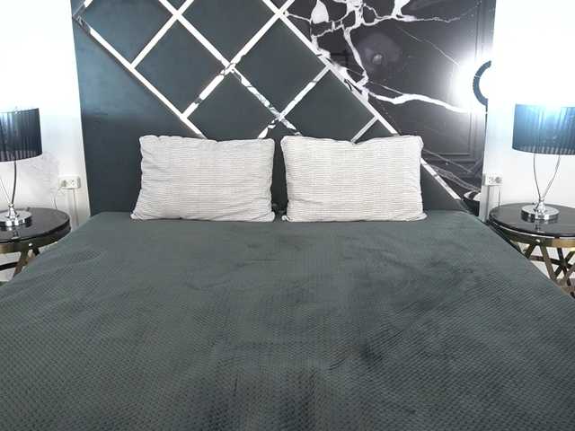ArielGemme live cam on BongaCams