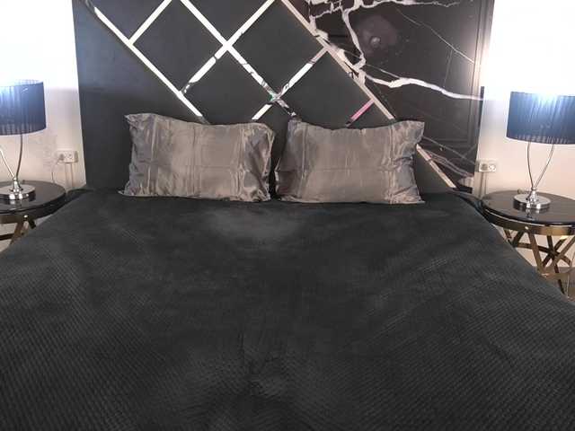 ArielGemme live cam on BongaCams