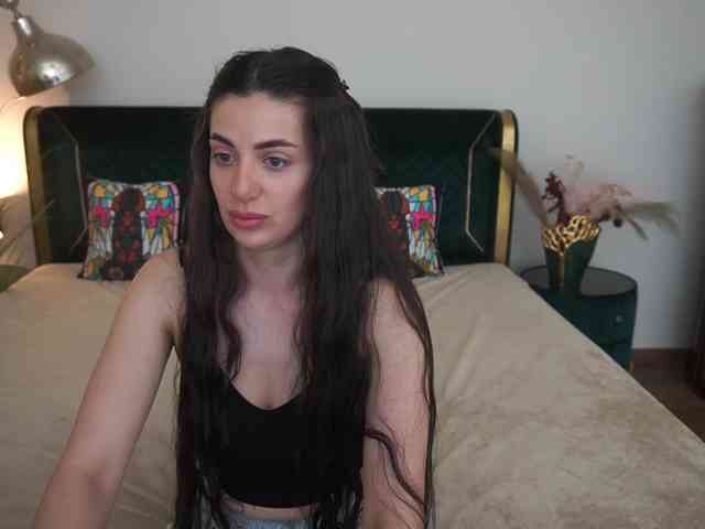 Модель: ArielGemme