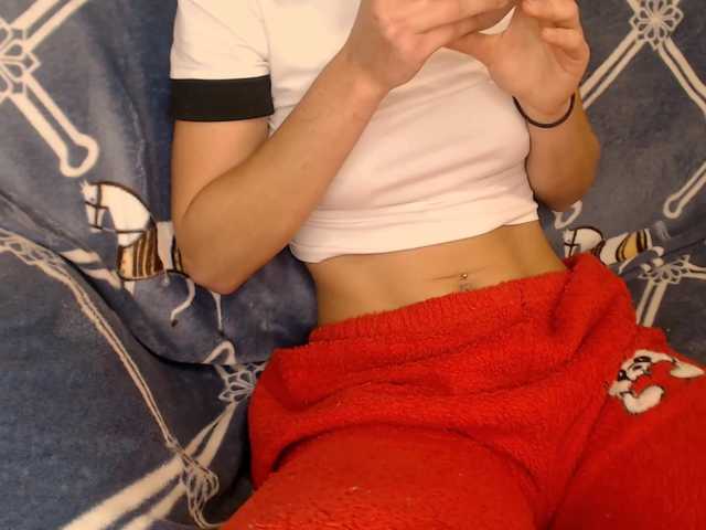 yzza-suave live cam on BongaCams