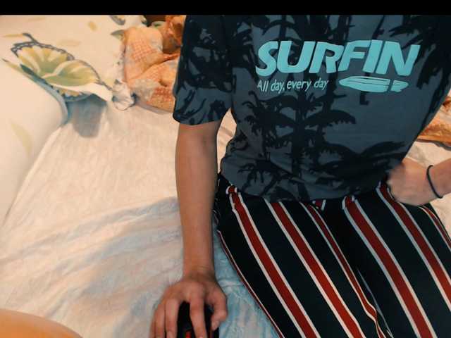 yzza-suave live cam on BongaCams