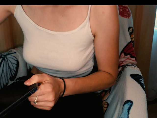 yzza-suave live cam on BongaCams