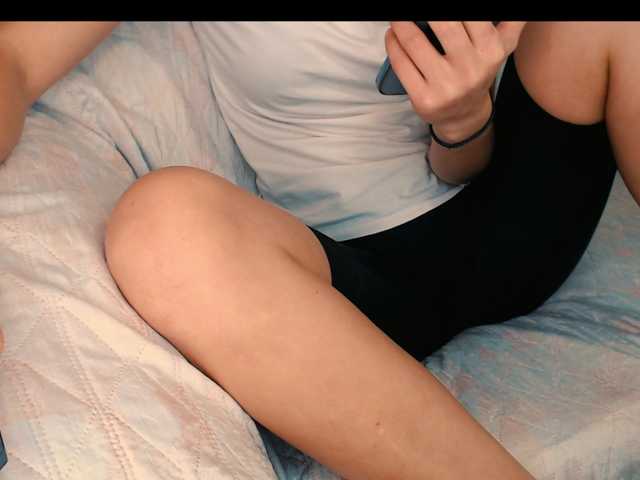yzza-suave live cam on BongaCams