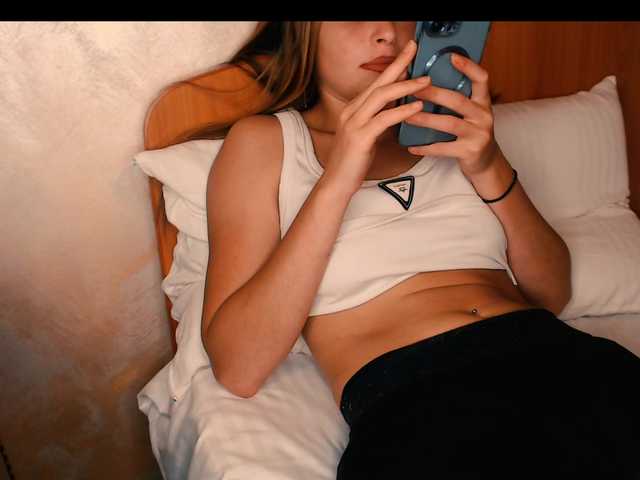 yzza-suave live webcam show