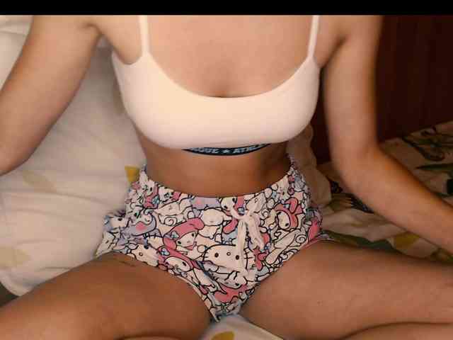 yzza-suave webcam