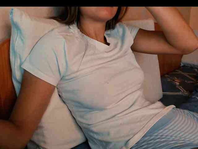 yzza-suave webcam