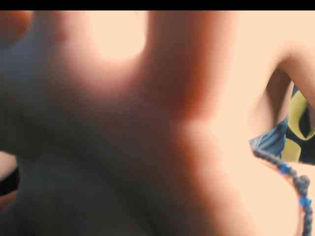 yzza-suave webcam