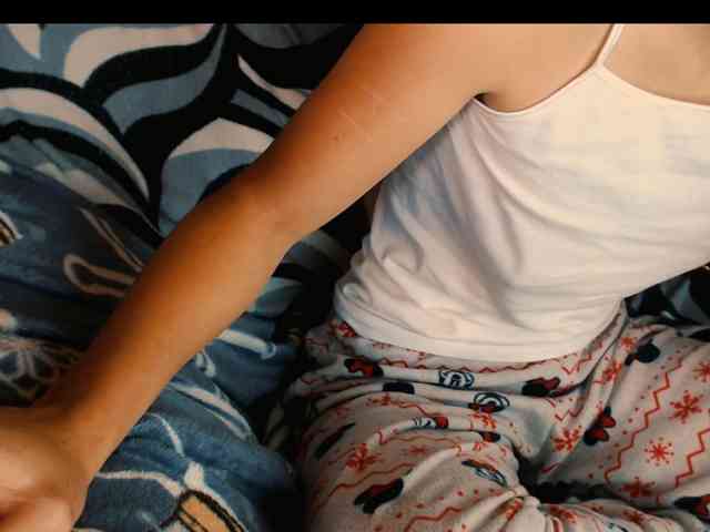 yzza-suave webcam
