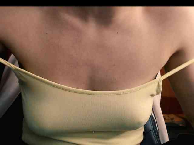 yzza-suave webcam