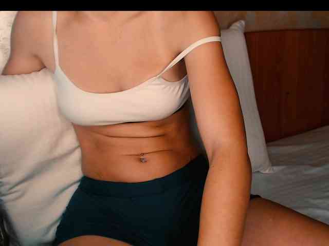 yzza-suave webcam