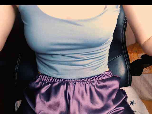 yzza-suave webcam
