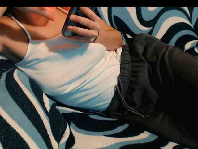 yzza-suave webcam