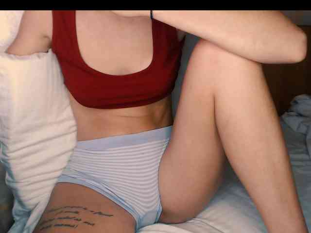 yzza-suave webcam