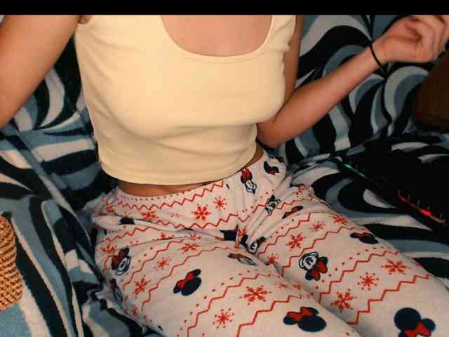 yzza-suave webcam
