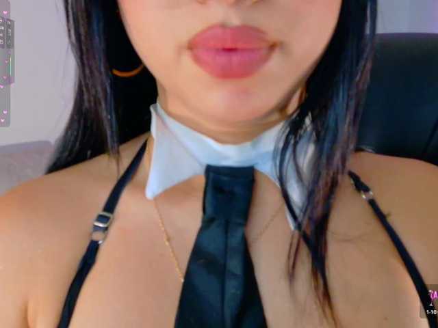 KRISTINCHERRY live cam on BongaCams