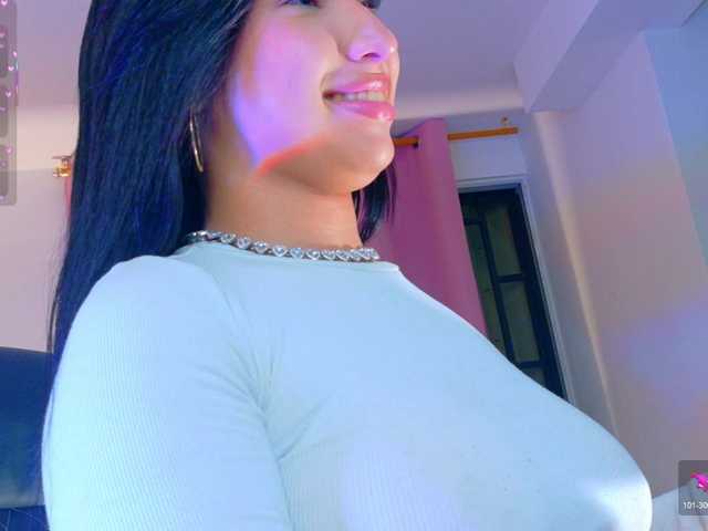 KRISTINCHERRY live cam on BongaCams
