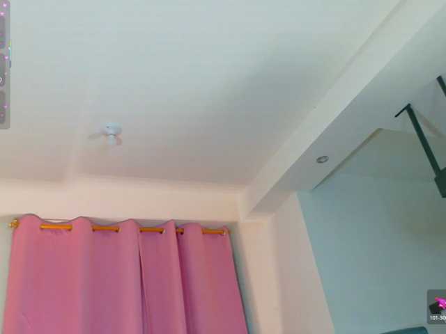 KRISTINCHERRY live cam on BongaCams
