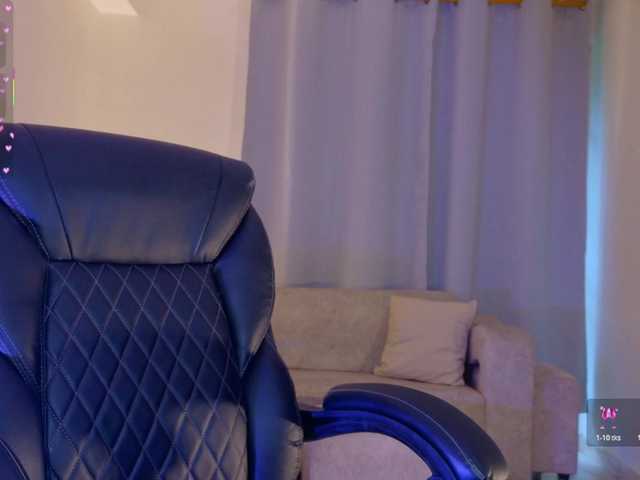 KRISTINCHERRY live cam on BongaCams