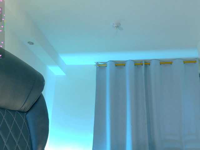 KRISTINCHERRY live cam on BongaCams