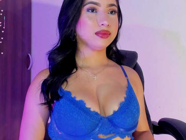 KRISTINCHERRY live cam on BongaCams