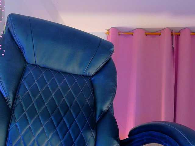 KRISTINCHERRY live cam on BongaCams