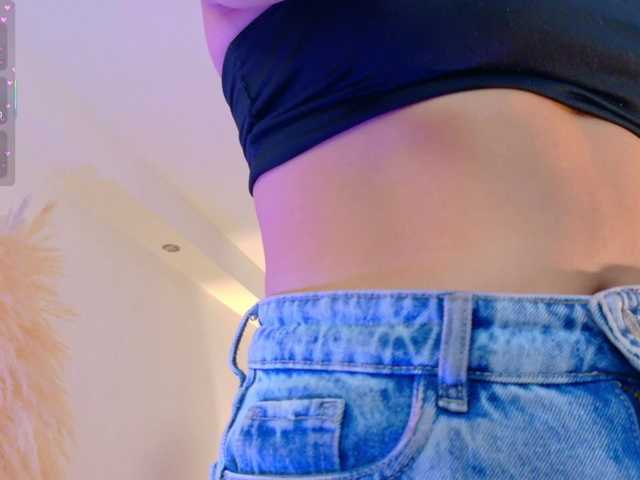 KRISTINCHERRY live cam on BongaCams