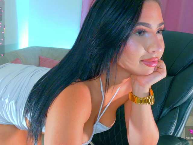 KRISTINCHERRY live cam on BongaCams