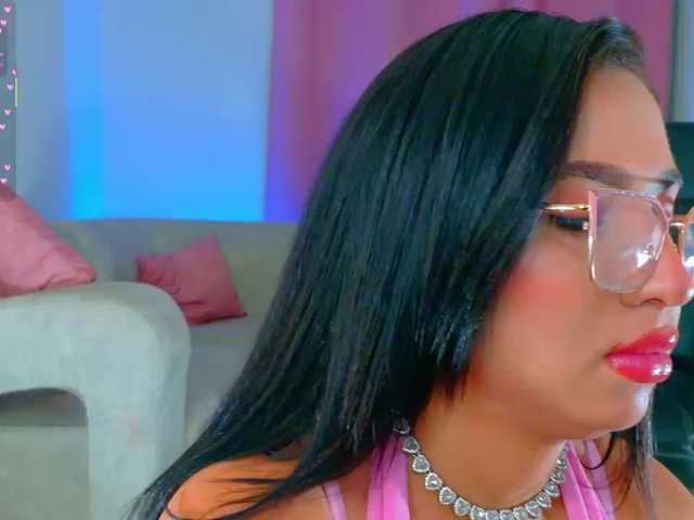 KRISTINCHERRY live cam on BongaCams