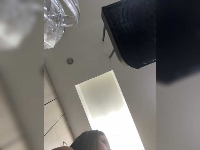 KRISTINCHERRY webcam