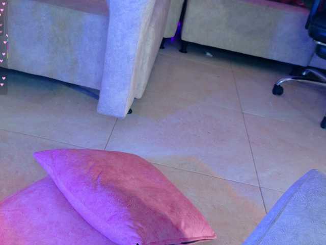 KRISTINCHERRY live cam on BongaCams