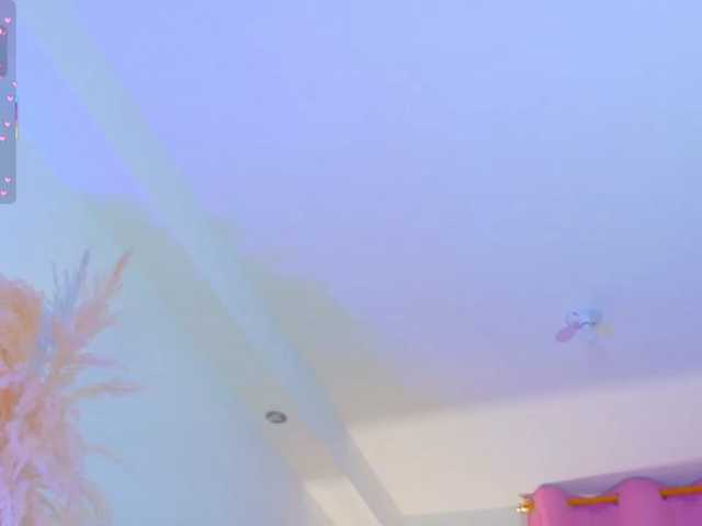 KRISTINCHERRY live cam on BongaCams