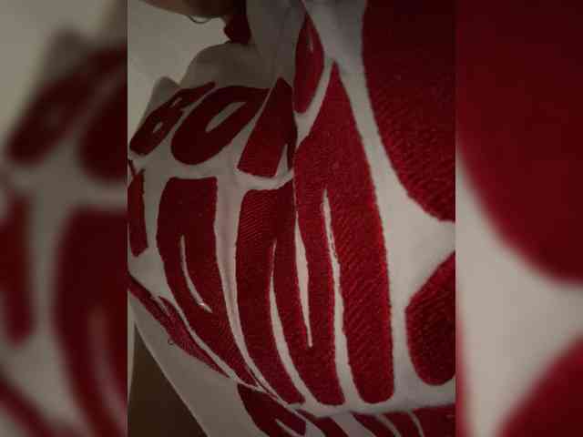 KRISTINCHERRY webcam