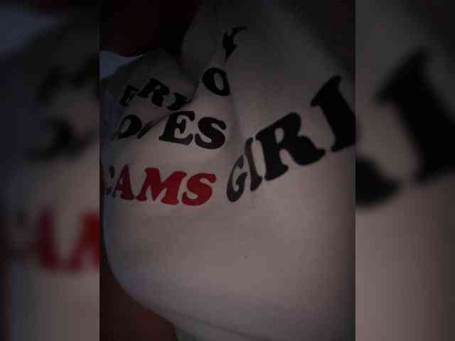 KRISTINCHERRY webcam