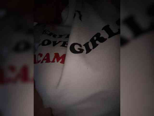 KRISTINCHERRY webcam