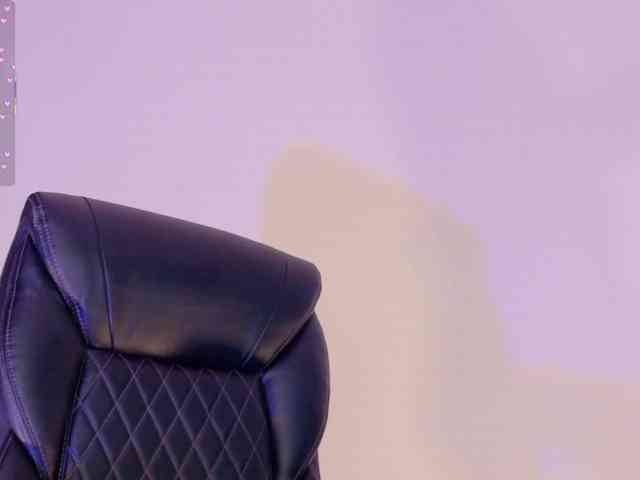 KRISTINCHERRY webcam