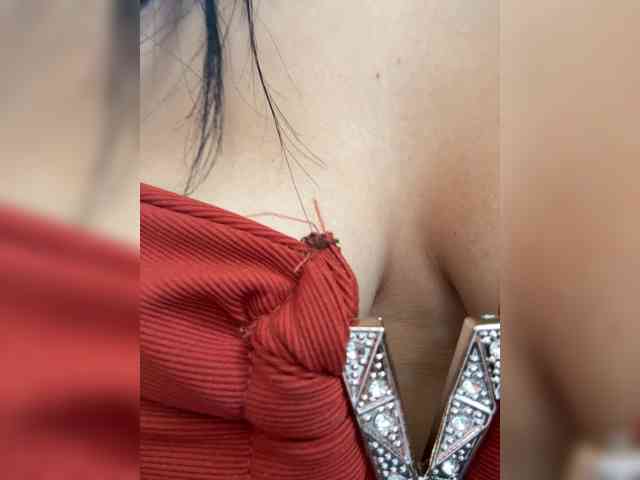 Modèle: KRISTINCHERRY