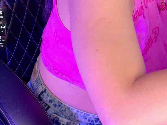 KRISTINCHERRY webcam